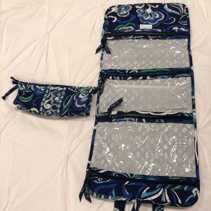 Vera Bradley BUNDLE Toiletry bag & make up bag